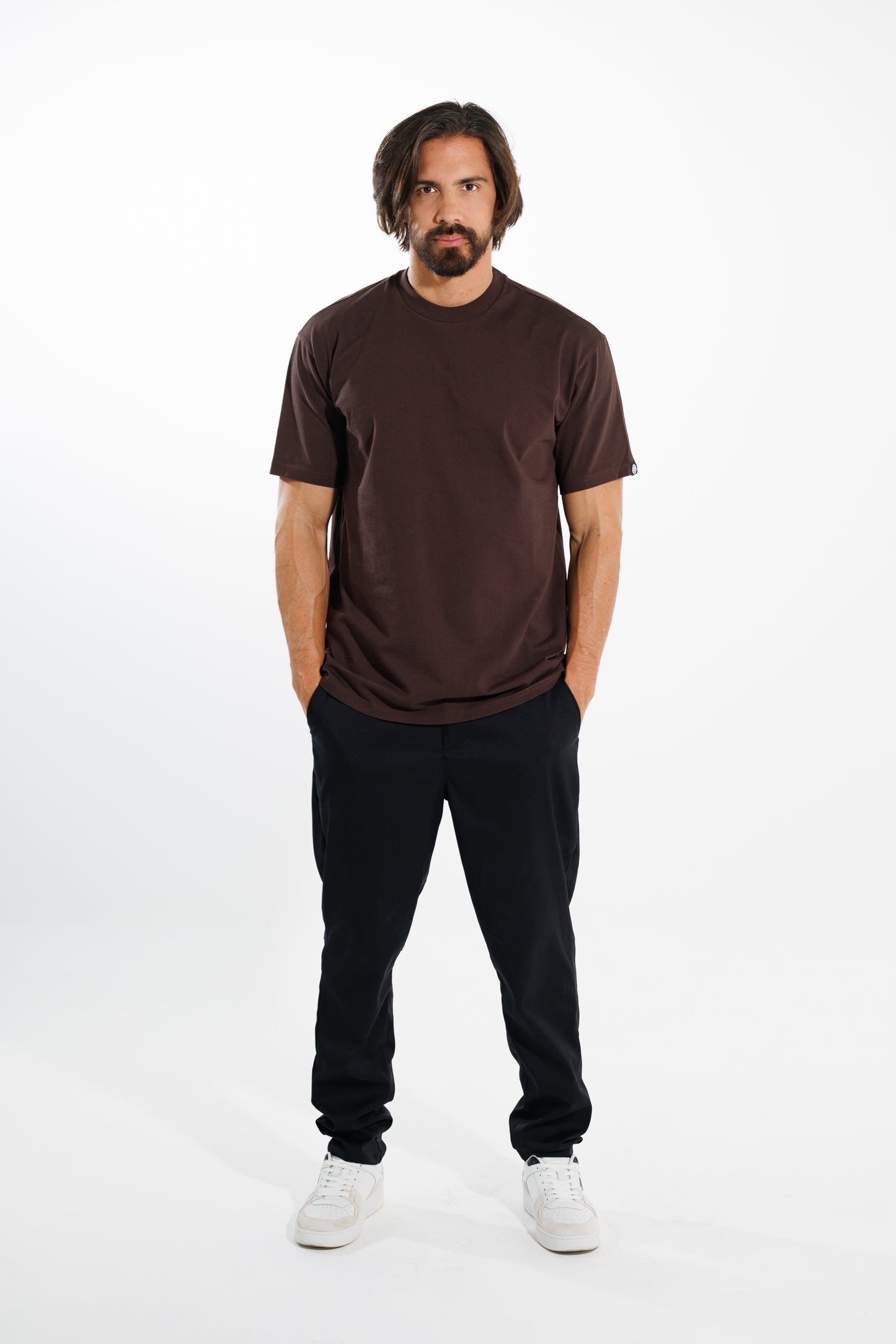Camiseta Basic 250 gramos Semi-Oversize: Más que un básico - Dark brown