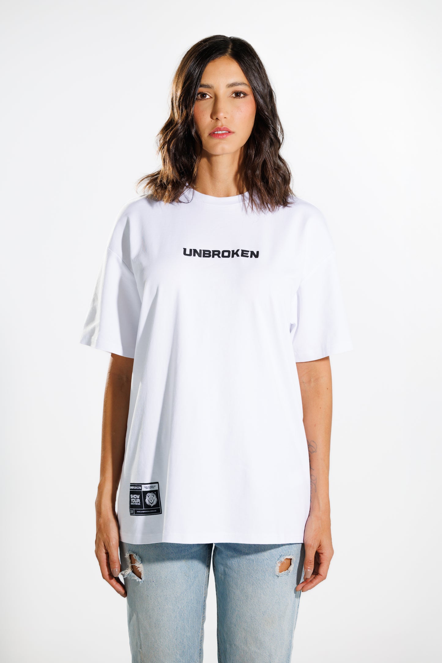 Camiseta Classic 250 gramos Semi-Oversize: Más que un básico - White