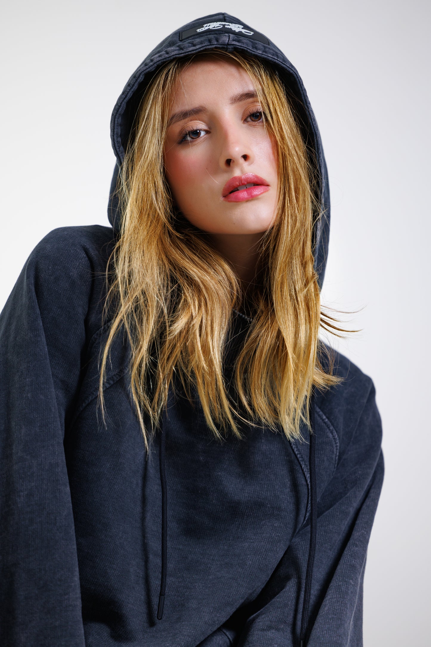 Hoodie Unbroken Classic - Black Acid Wash - Women