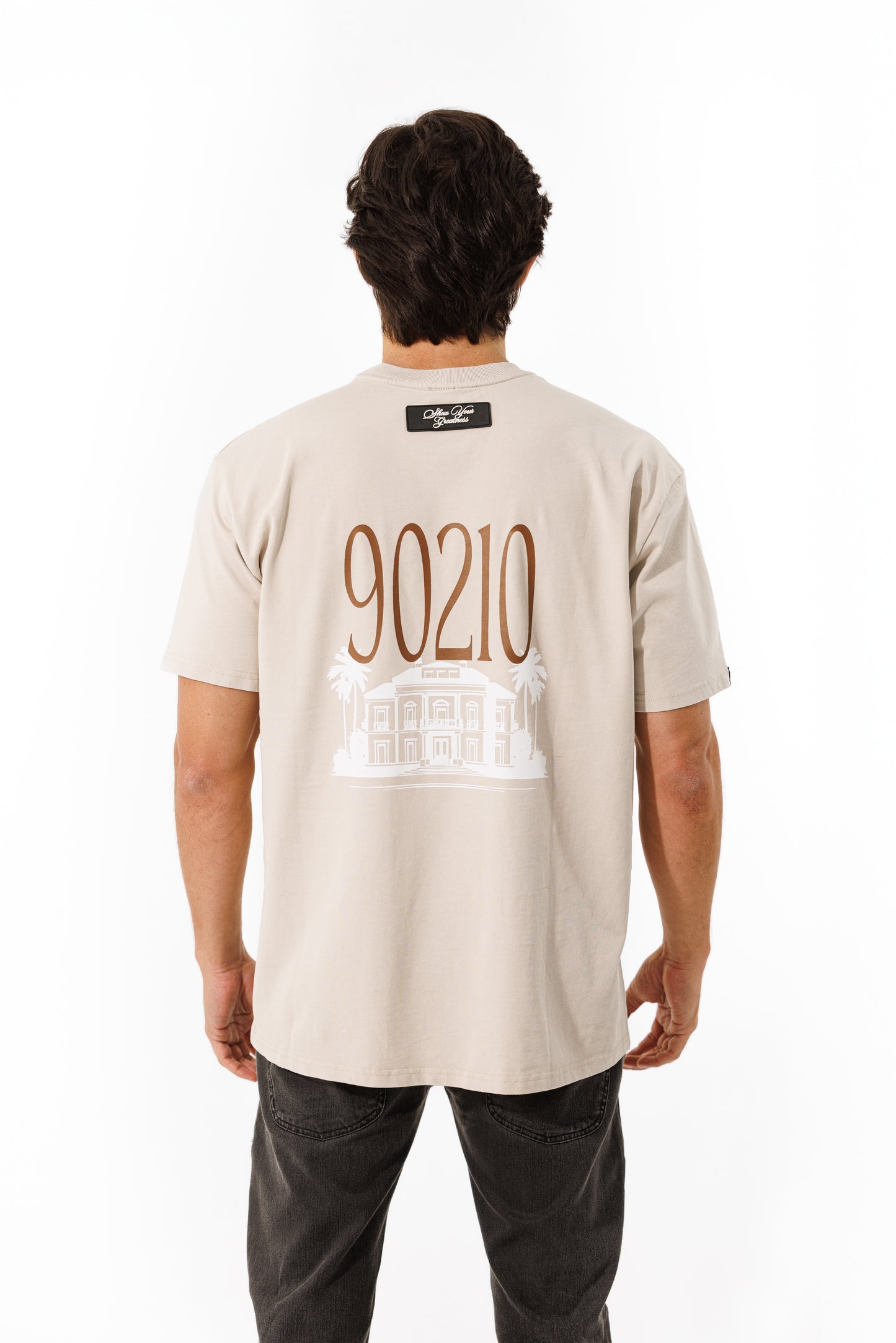 Camiseta Unbroken Hills - 250 gramos - Oversize