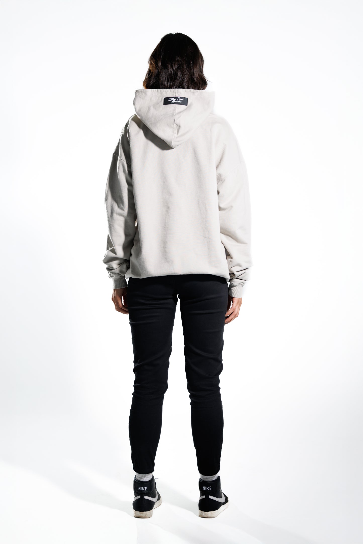 Hoodie 305 gramos Classic: 100% Algodón peruano - espalda