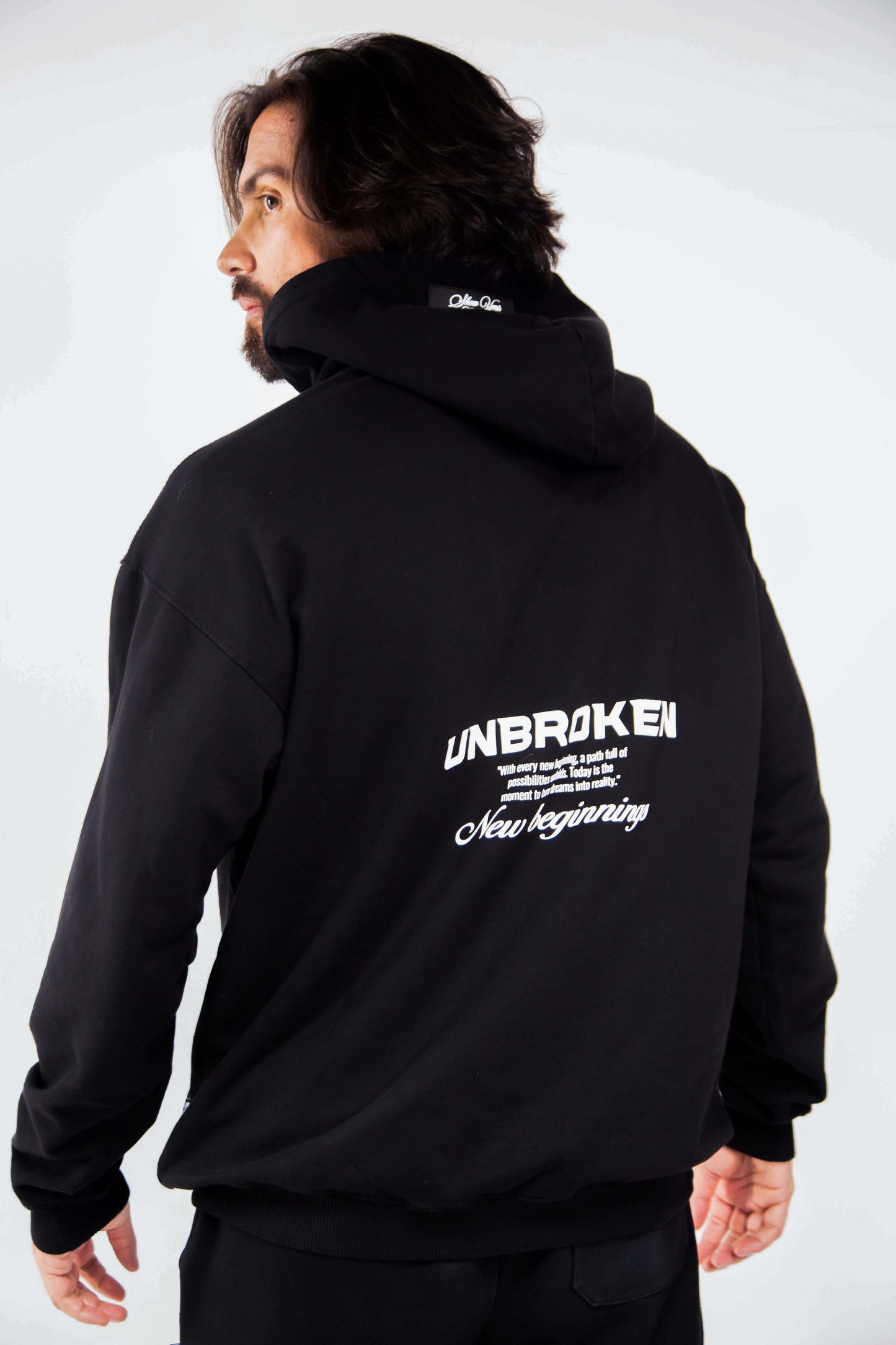 Hoodie 375 gramos New Beginnings: 100% Algodón peruano - Unbroken