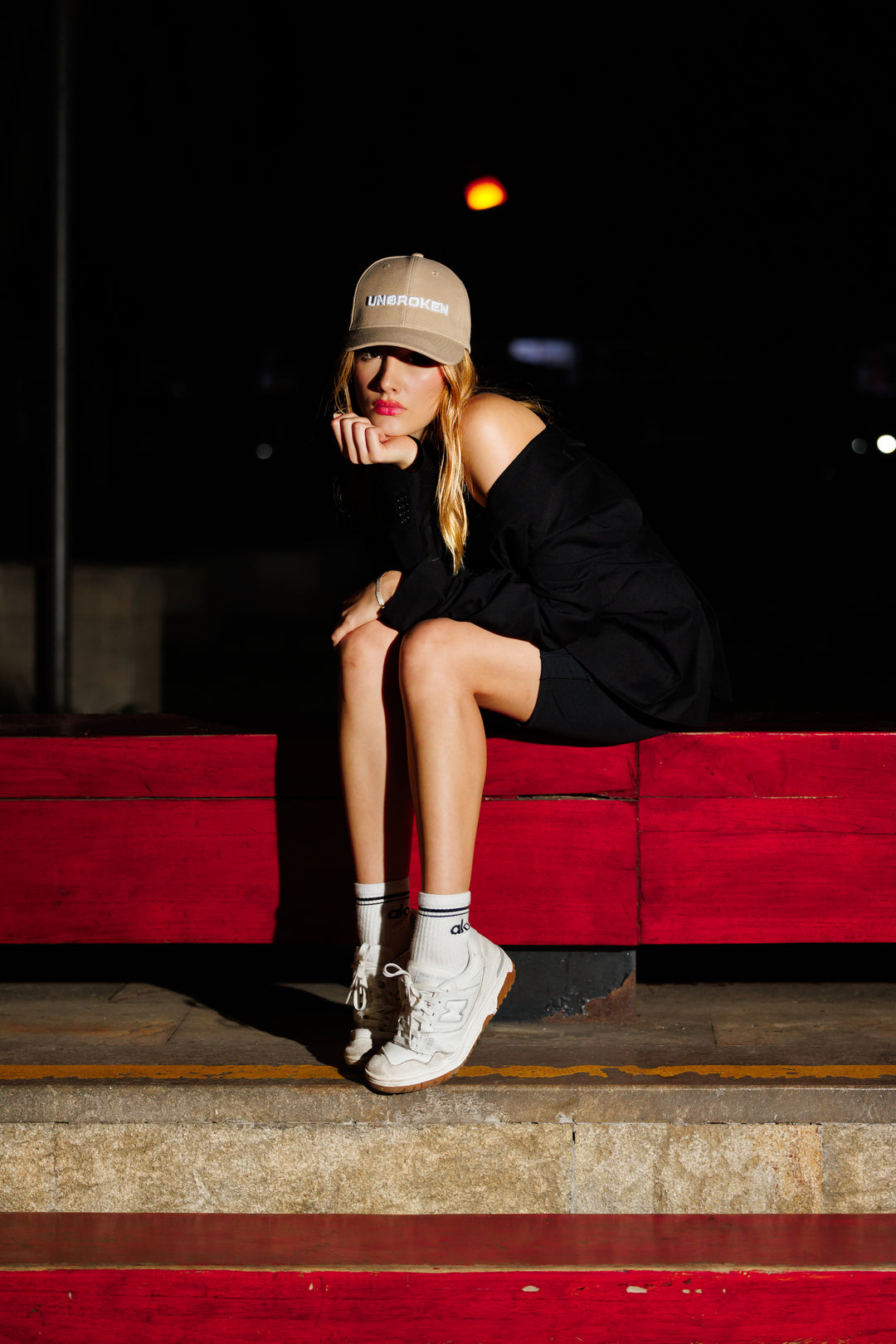 BEIGE CAP: UNBROKEN