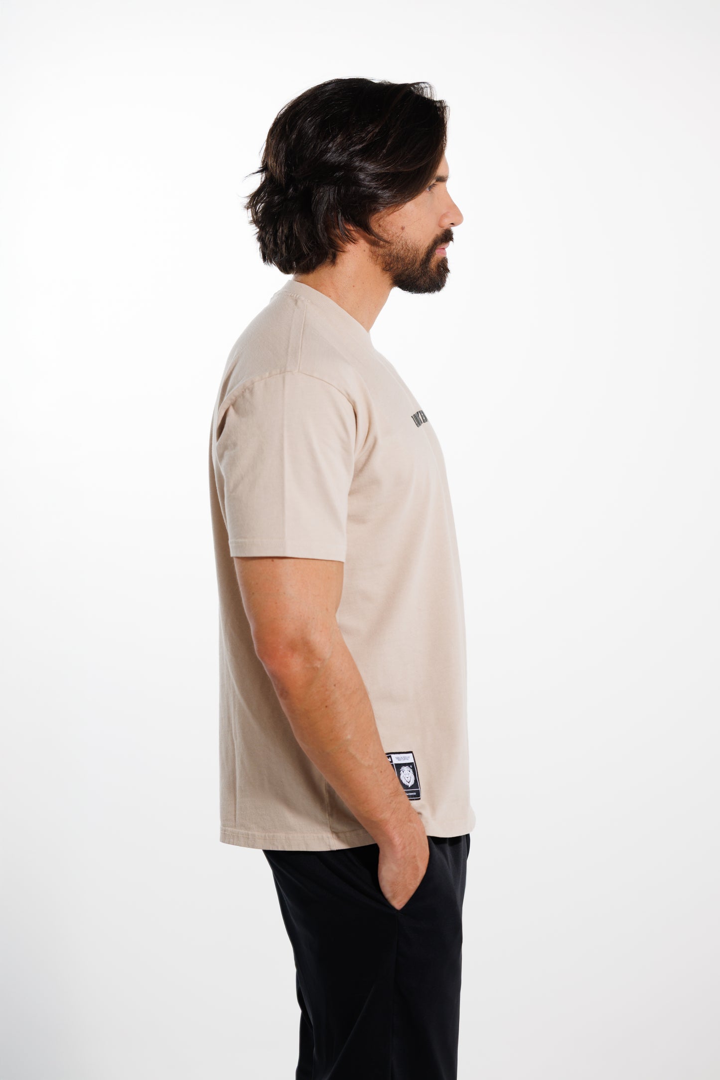 Camiseta Classic 250 gramos Semi-Oversize: Más que un básico -Beige