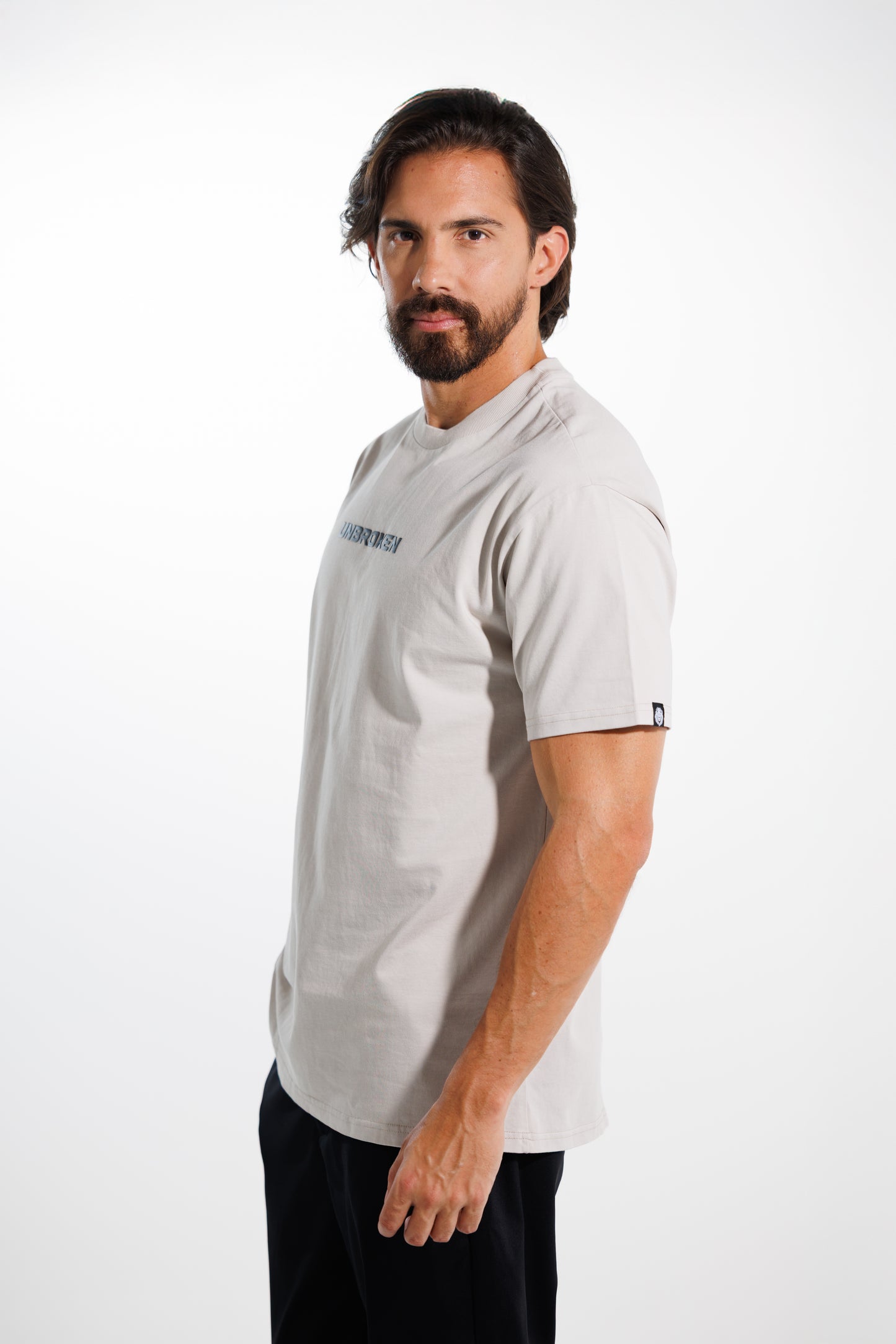 Camiseta Classic 220 gramos Semi-oversize: Más que un básico - Cream