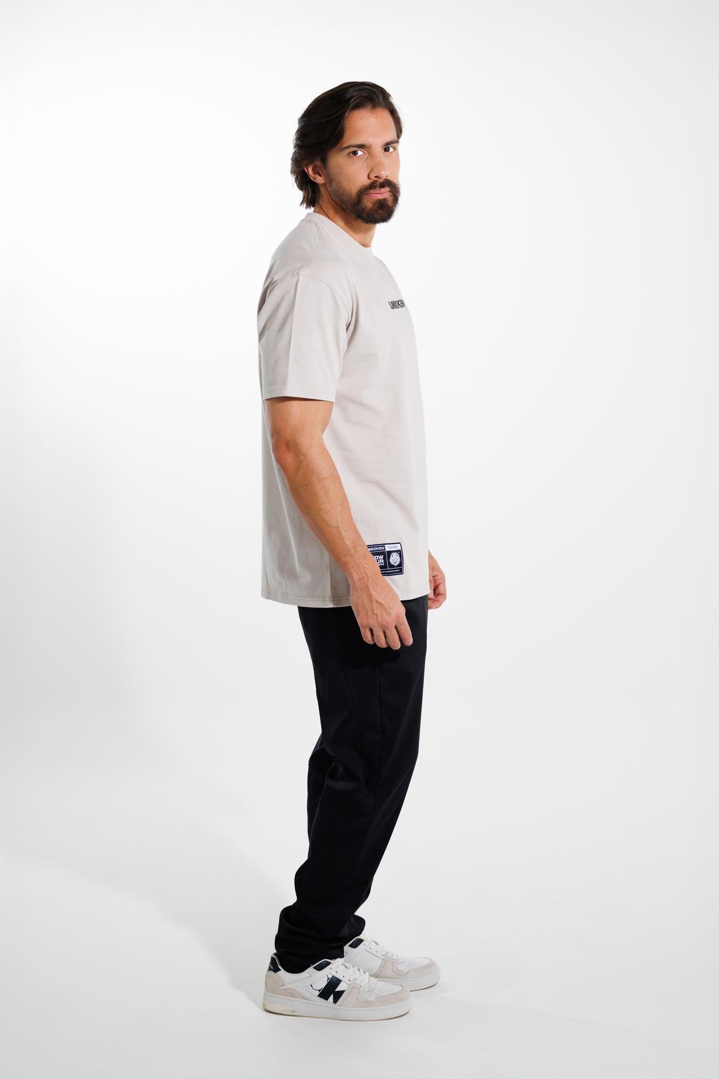 Camiseta Classic 220 gramos Semi-oversize: Más que un básico - Cream