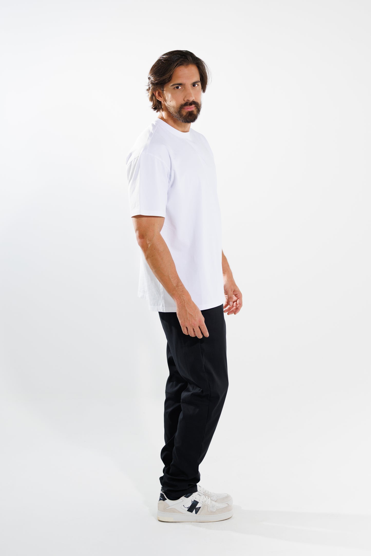 Camiseta Basic 250 gramos Semi-Oversize: Más que un básico - White