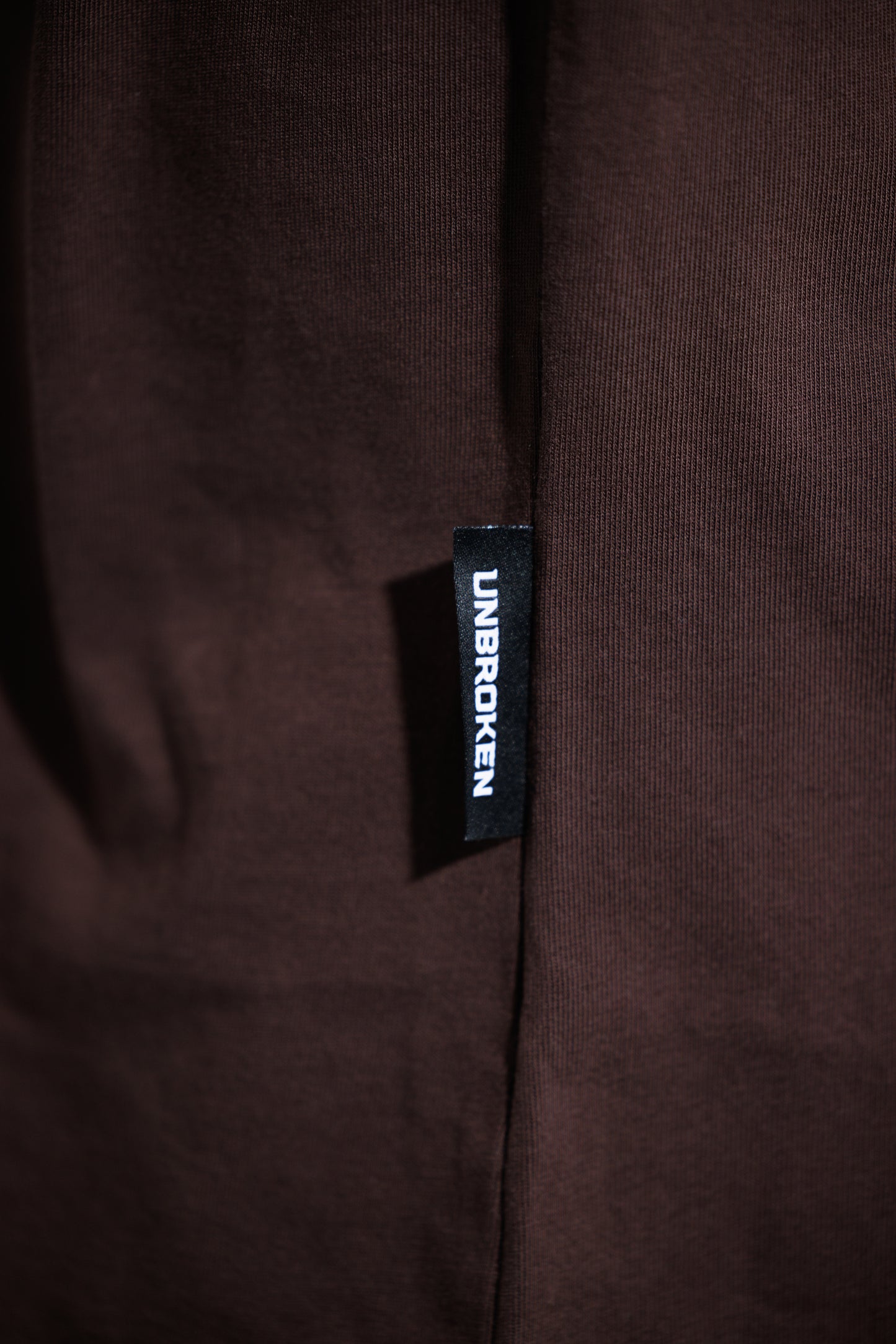 Camiseta Classic 250 gramos Semi-Oversize: Más que un básico -Dark brown