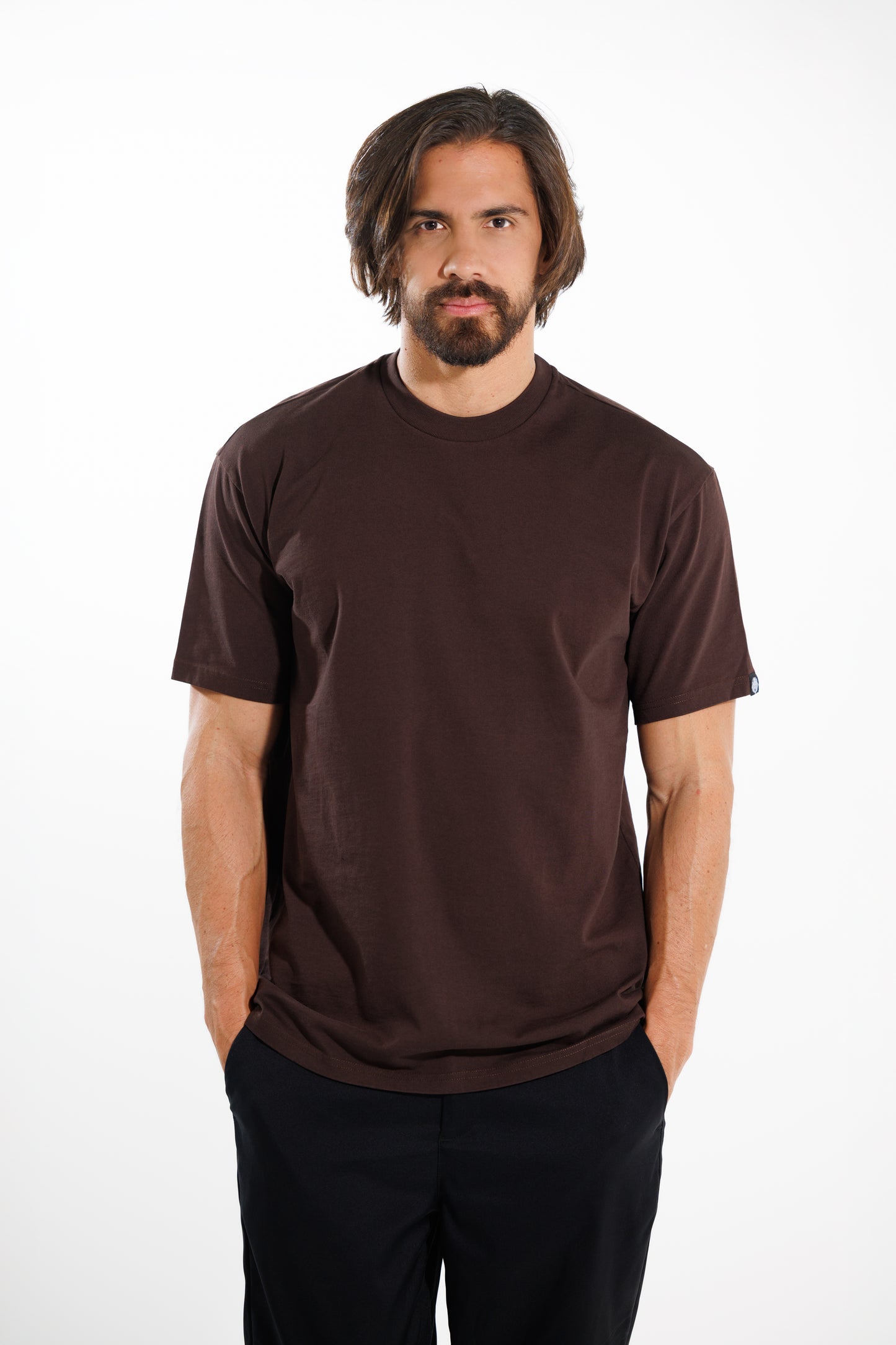 Camiseta Basic 250 gramos Semi-Oversize: Más que un básico - Dark brown