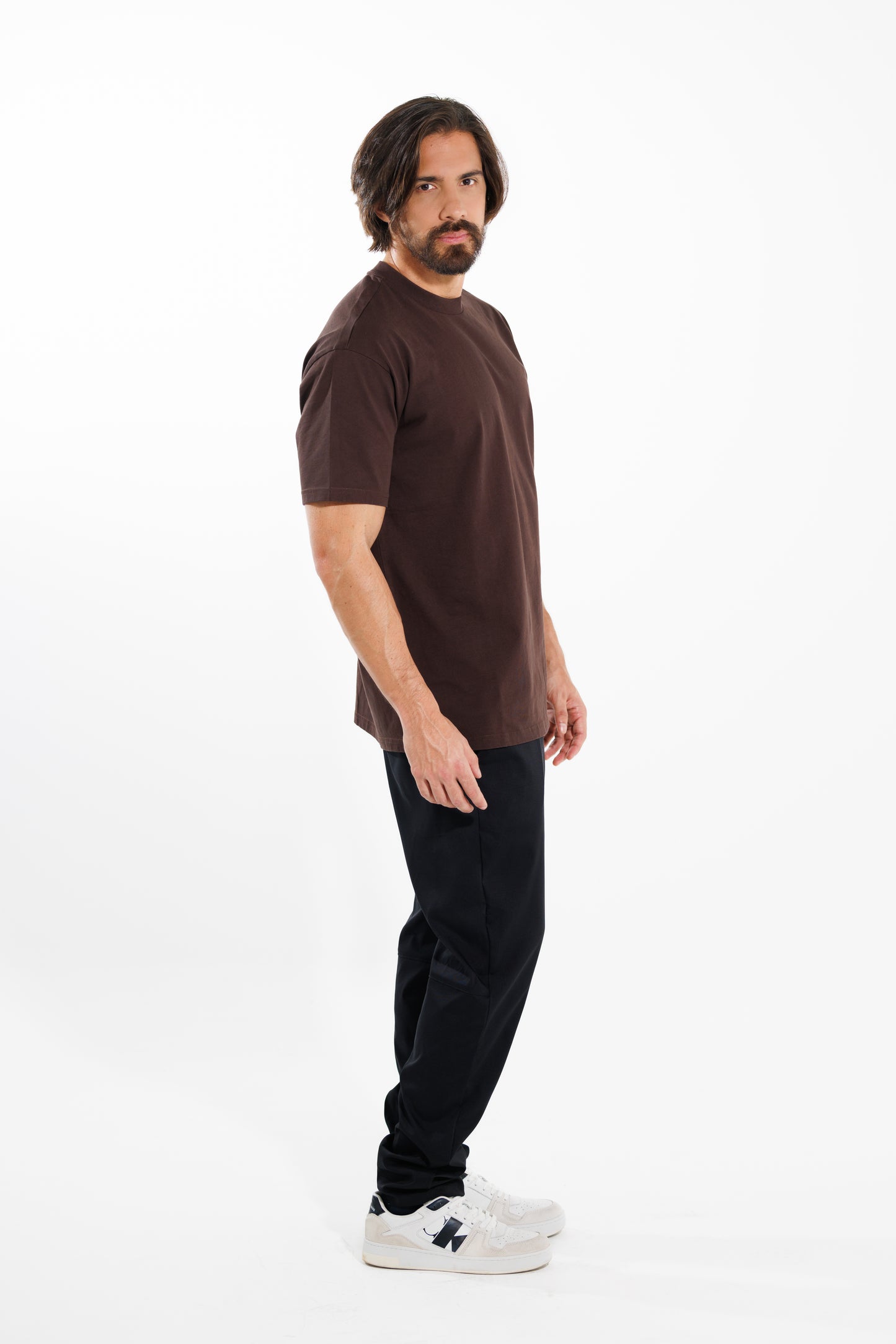 Camiseta Basic 250 gramos Semi-Oversize: Más que un básico - Dark brown