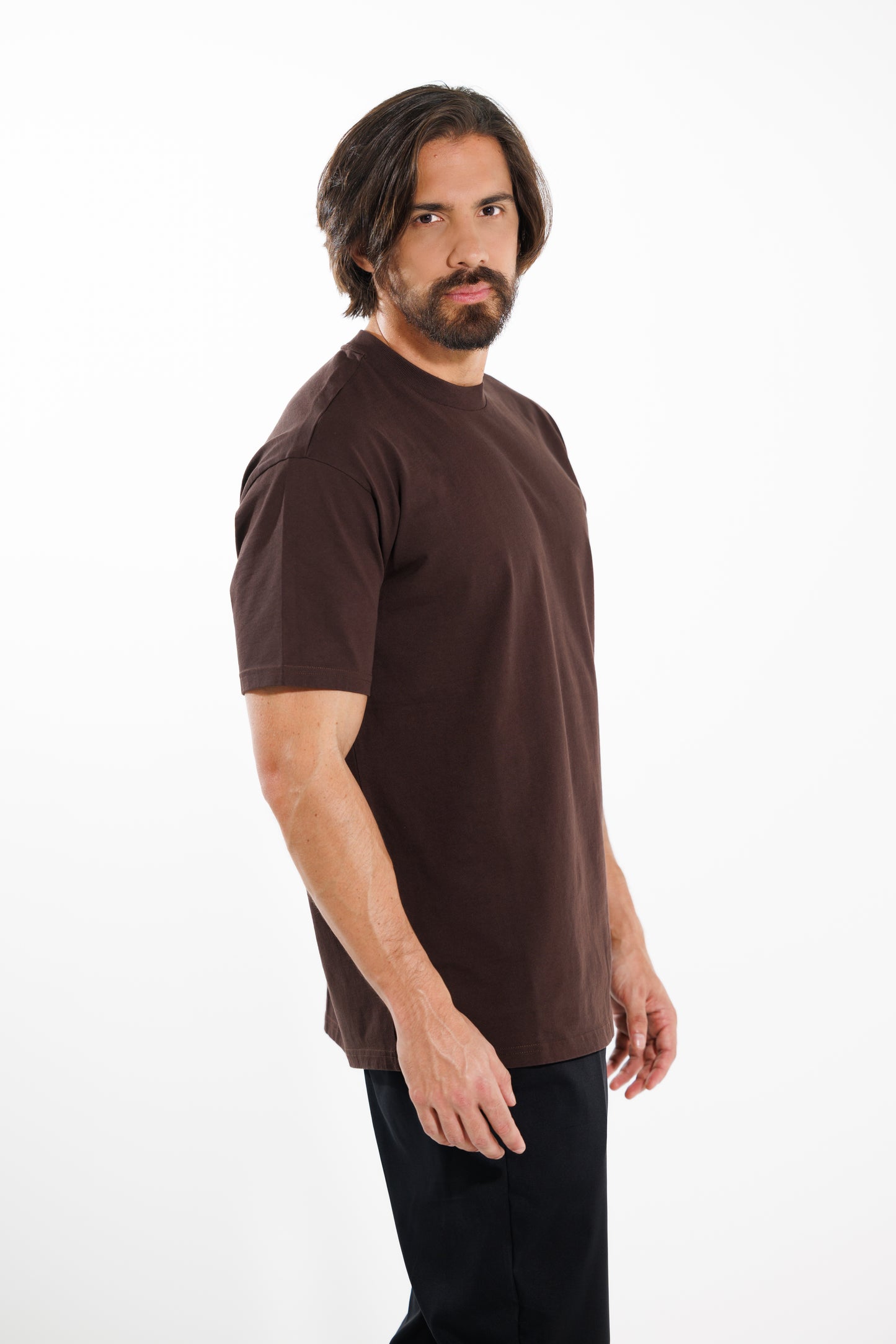 Camiseta Basic 250 gramos Semi-Oversize: Más que un básico - Dark brown