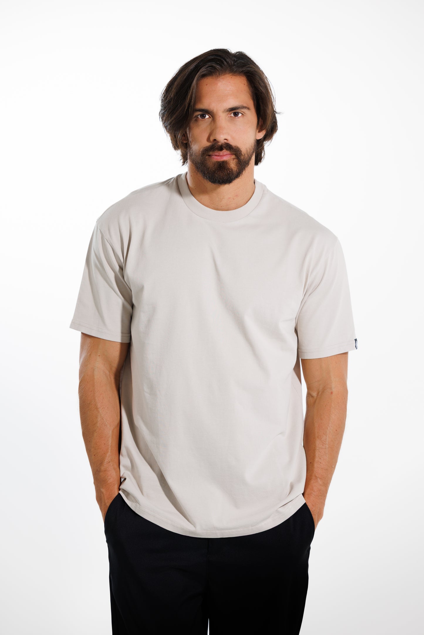 Camiseta Basic 250 gramos Semi-Oversize: Más que un básico - Beige