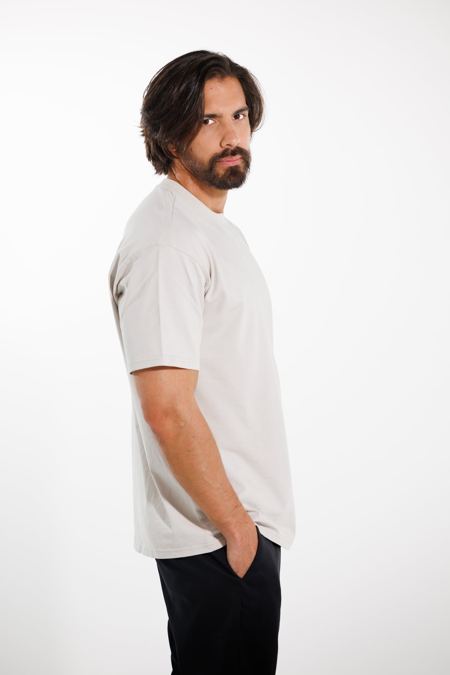 Camiseta Basic 250 gramos Semi-Oversize: Más que un básico - Beige
