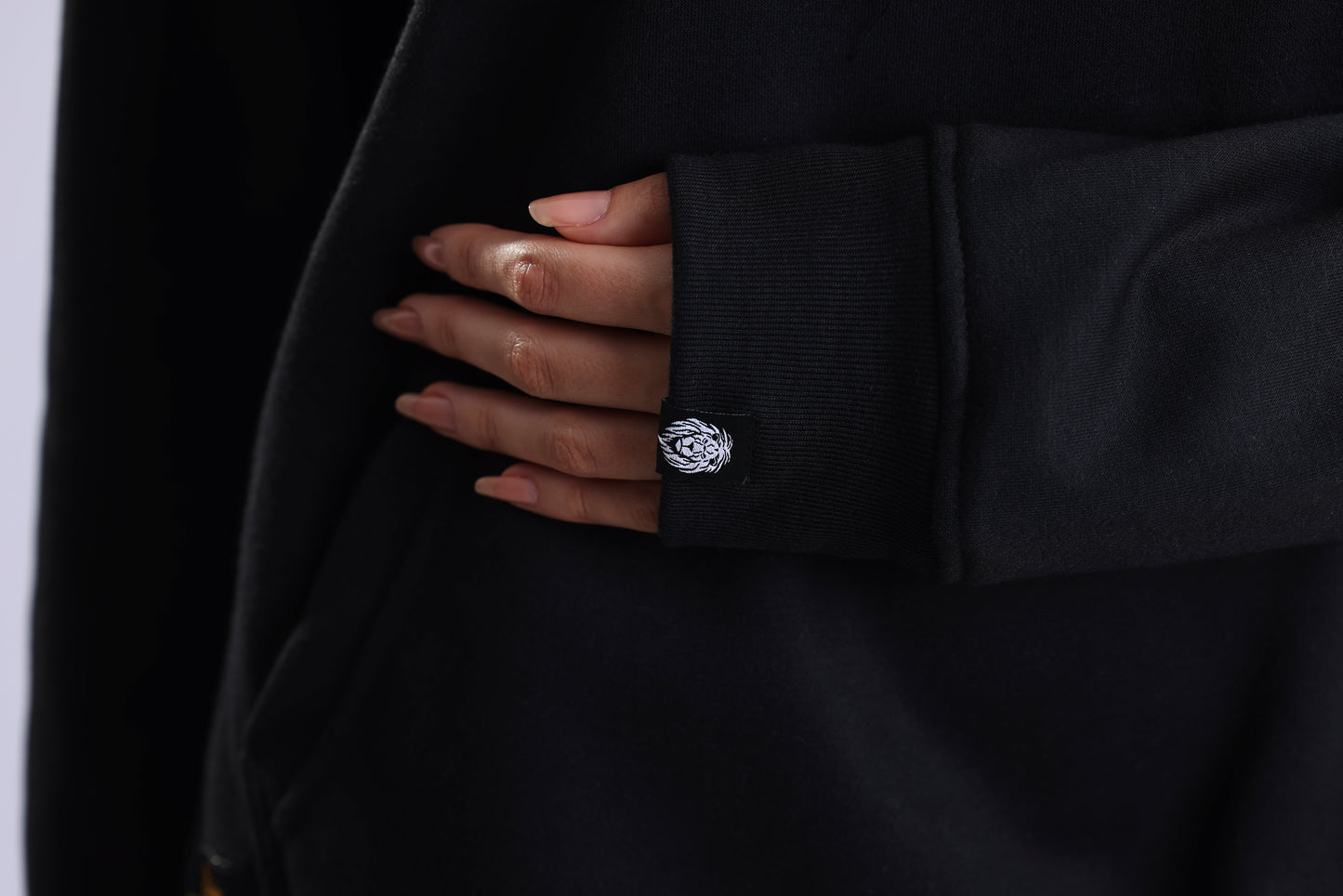 Hoodie Unbroken NY -375 Gramos