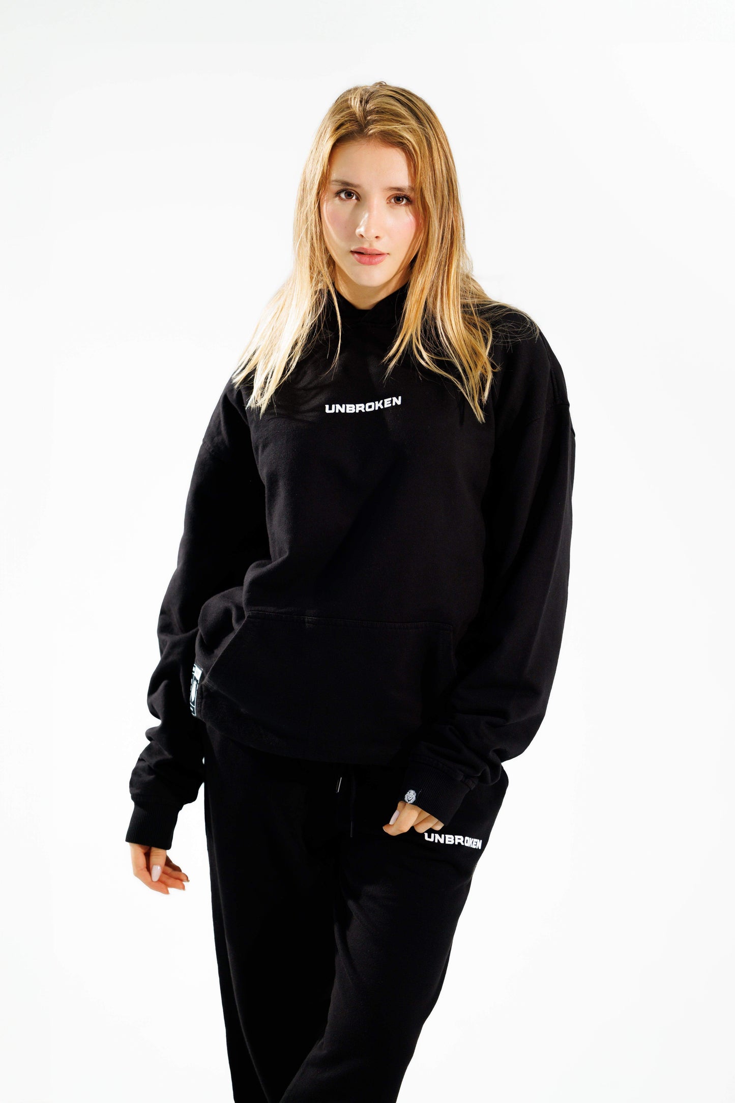 Hoodie 375 gramos New Beginnings:100% Algodón peruano - Unbroken