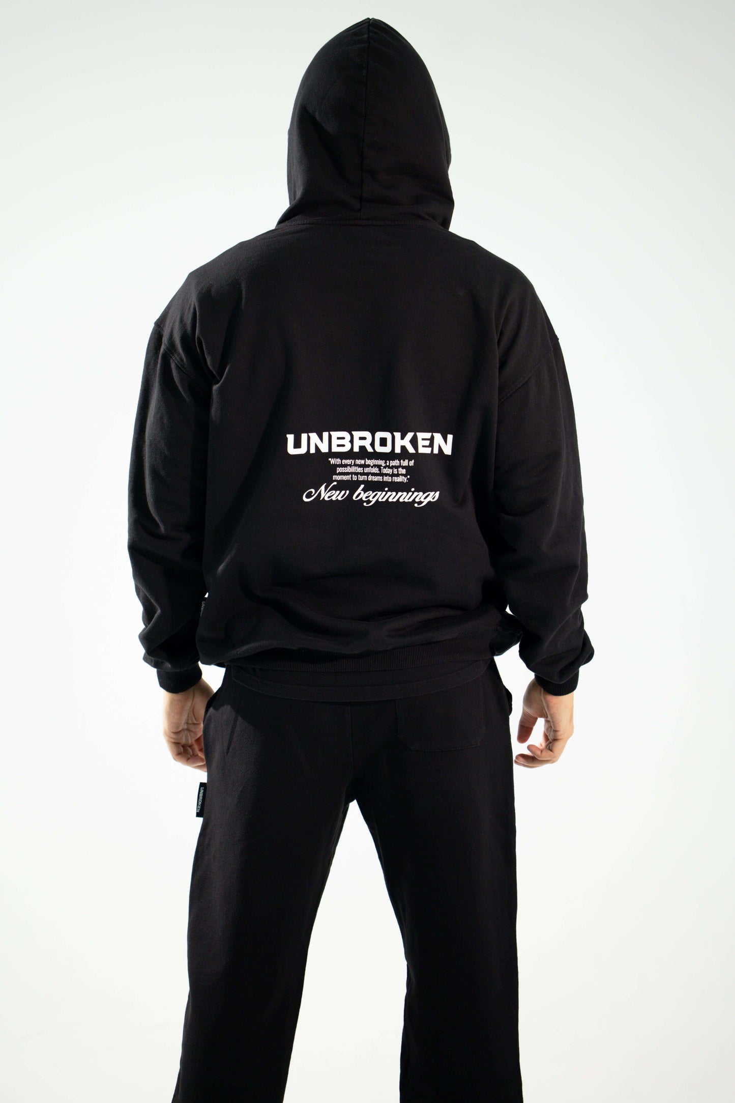 Hoodie 375 gramos New Beginnings: 100% Algodón peruano - Unbroken