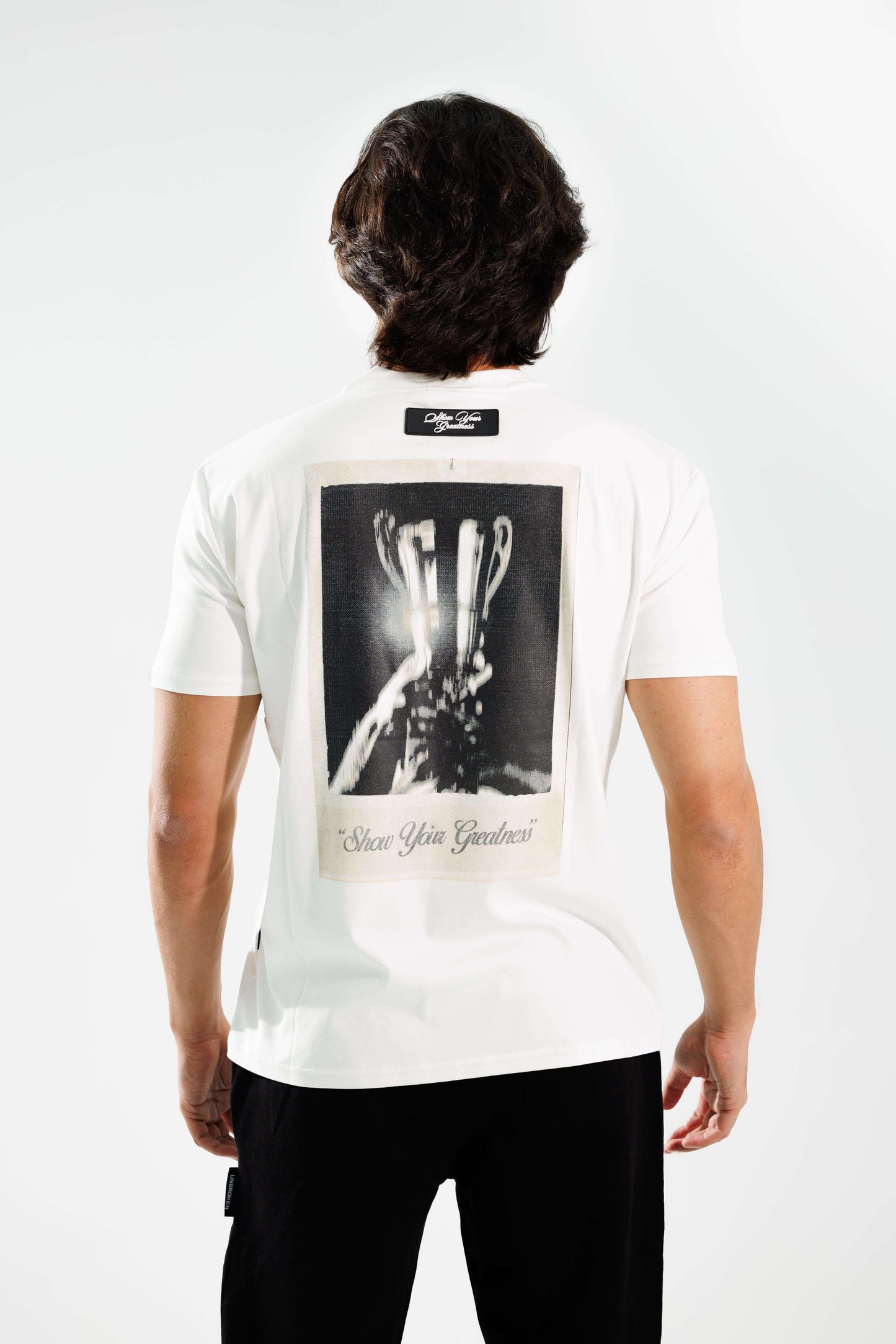 Camiseta regular fit 190 gramos Triumph: 100% Algodón peruano - Unbroken