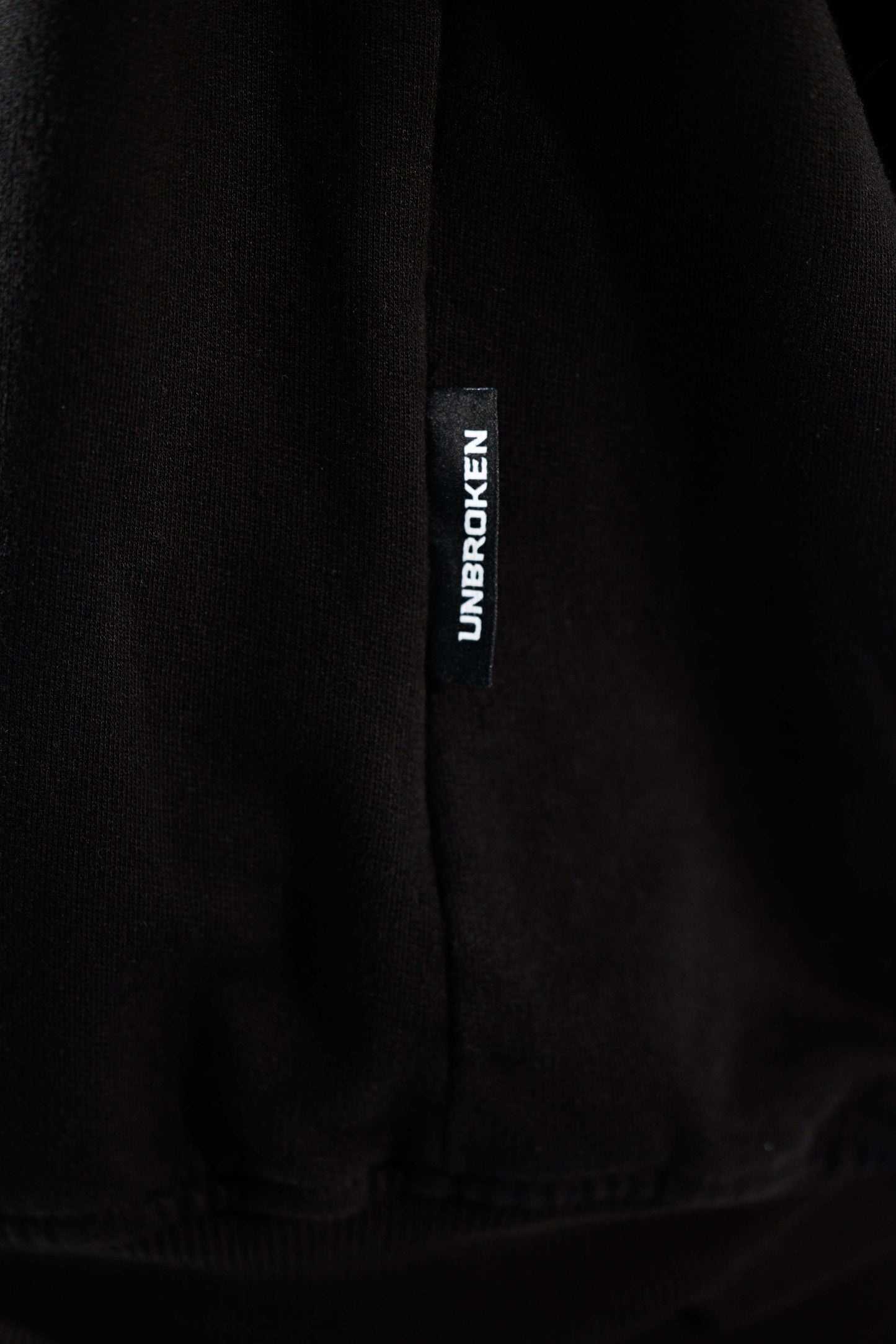 Hoodie 375 gramos New Beginnings: 100% Algodón peruano - Unbroken