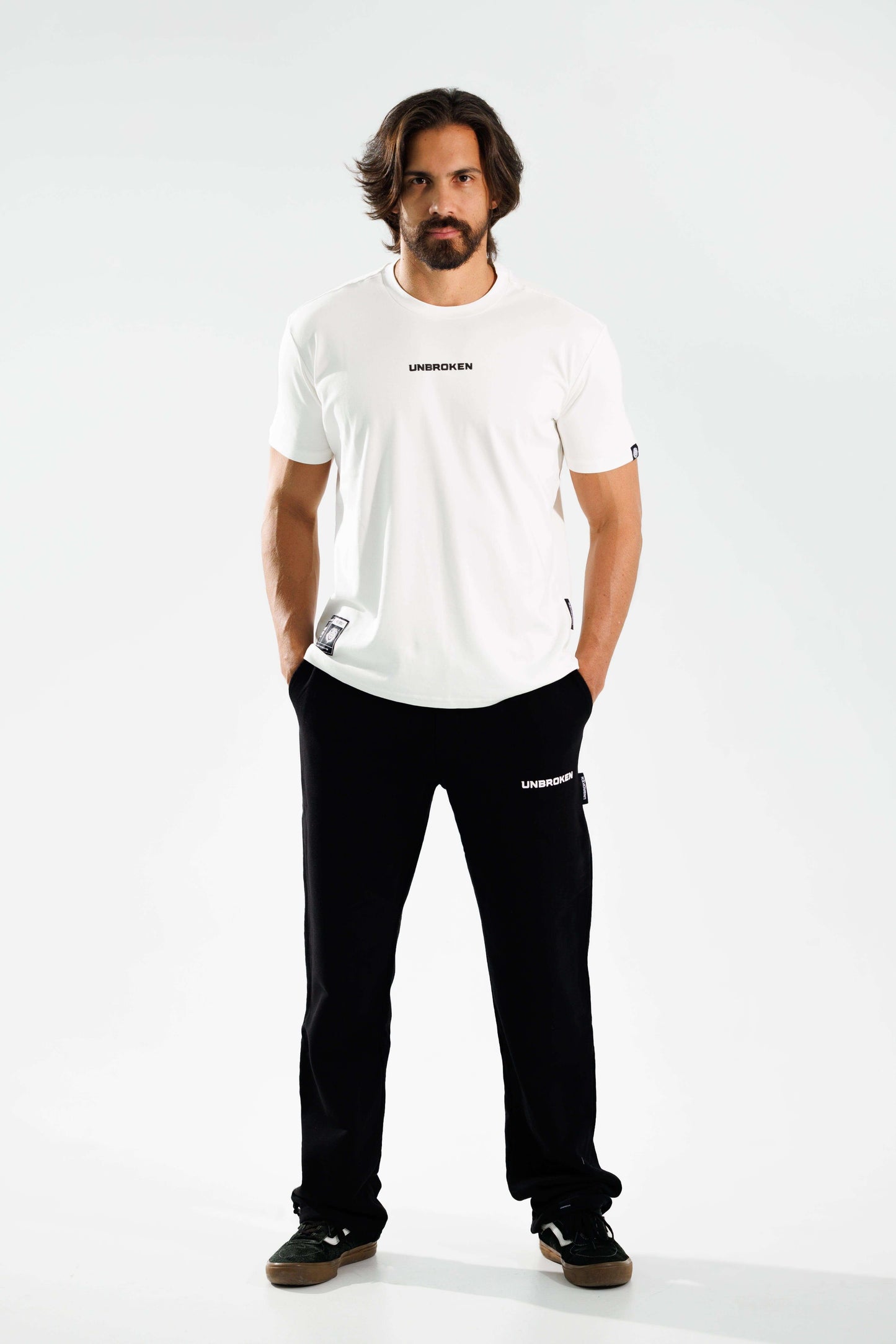 Jogger 375 Gramos Essential: 100% Algodón peruano - Unbroken