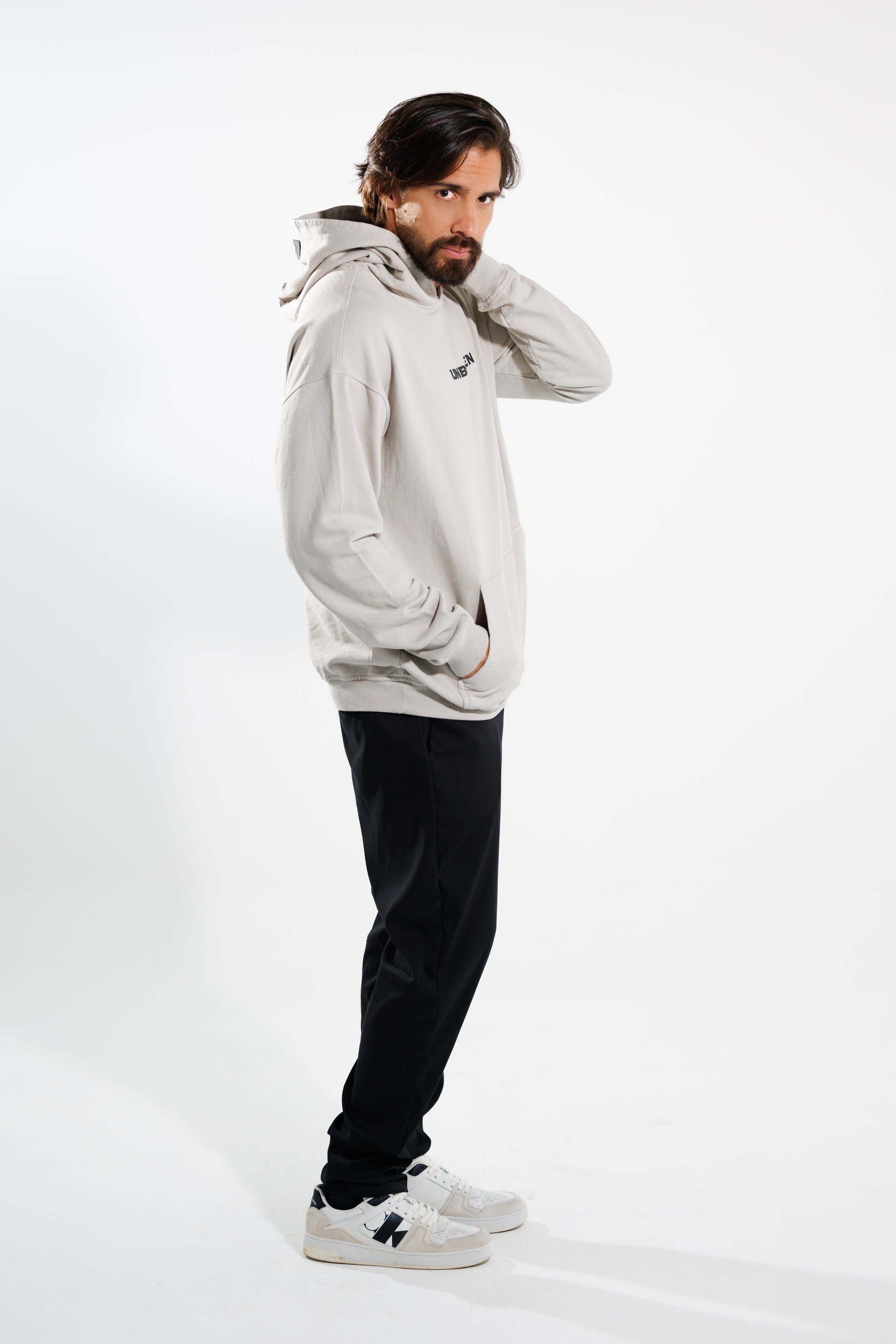 Hoodie 305 gramos Classic: 100% Algodón peruano -cuello