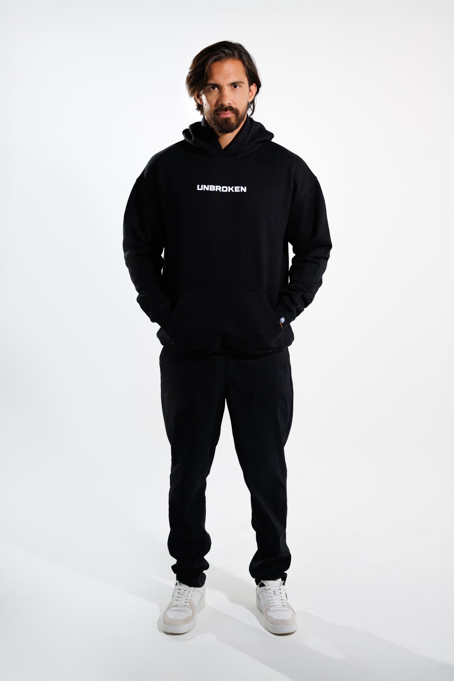 Hoodie 375 gramos Classic: 100% Algodón peruano - black