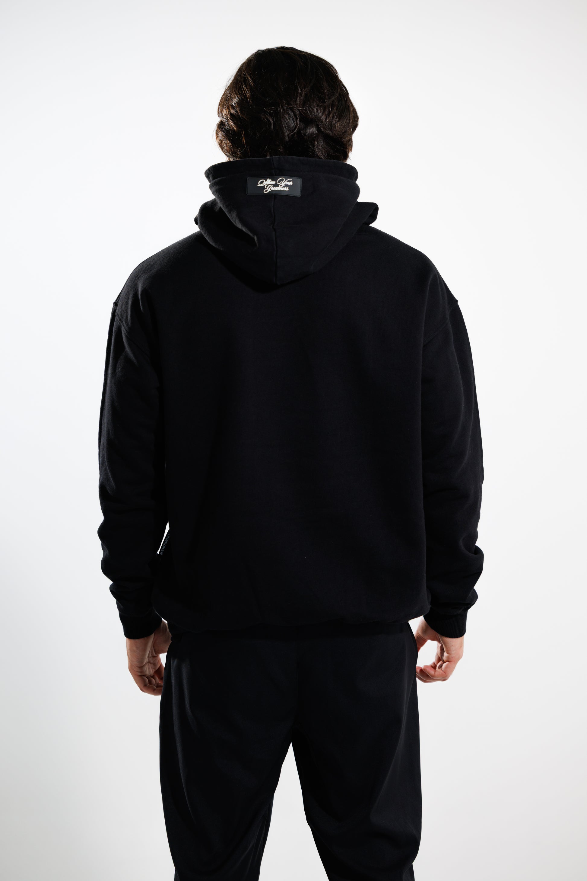 Hoodie 375 gramos Classic: 100% Algodón peruano - espalda cerca