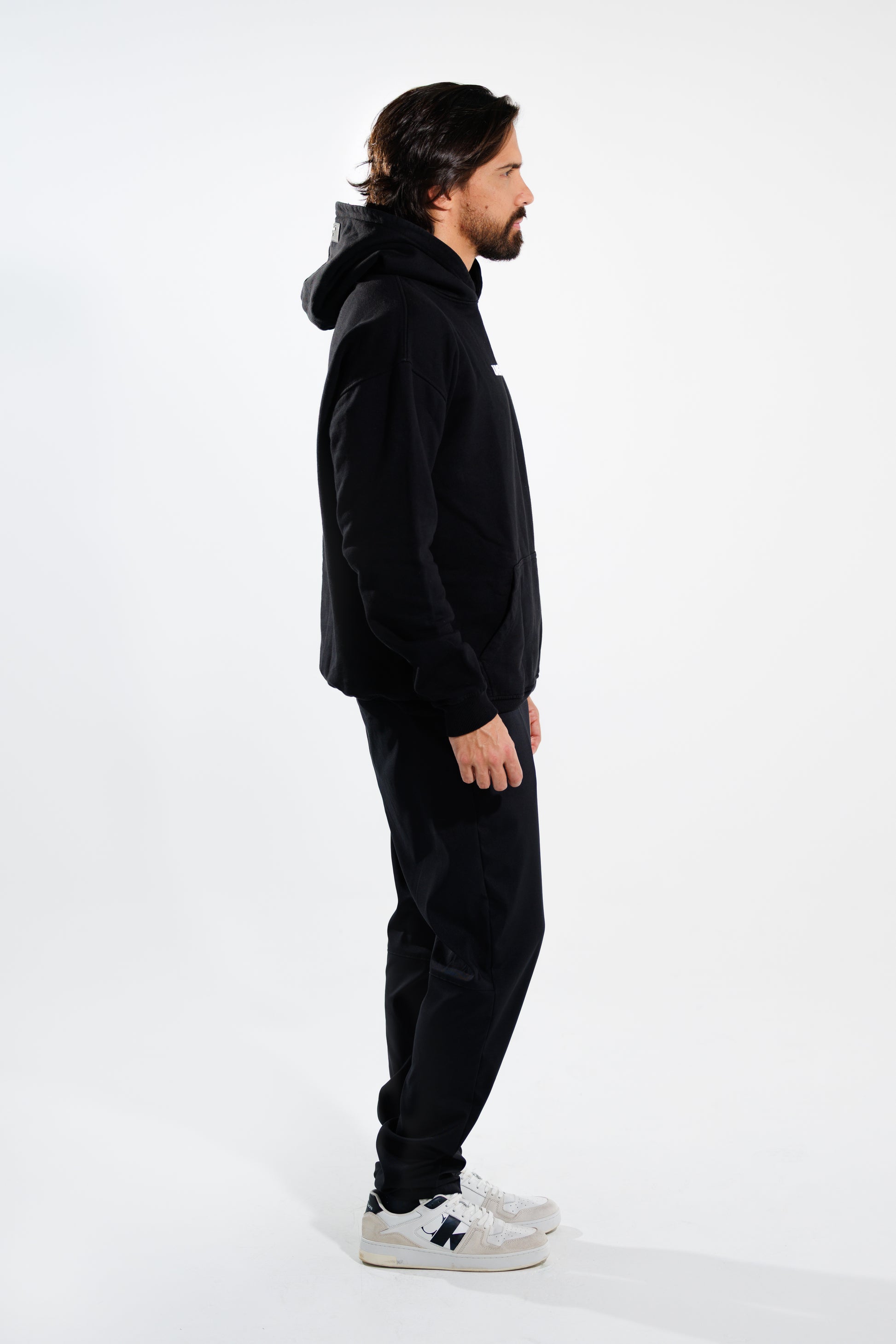 Hoodie 375 gramos Classic: 100% Algodón peruano - lateral 2