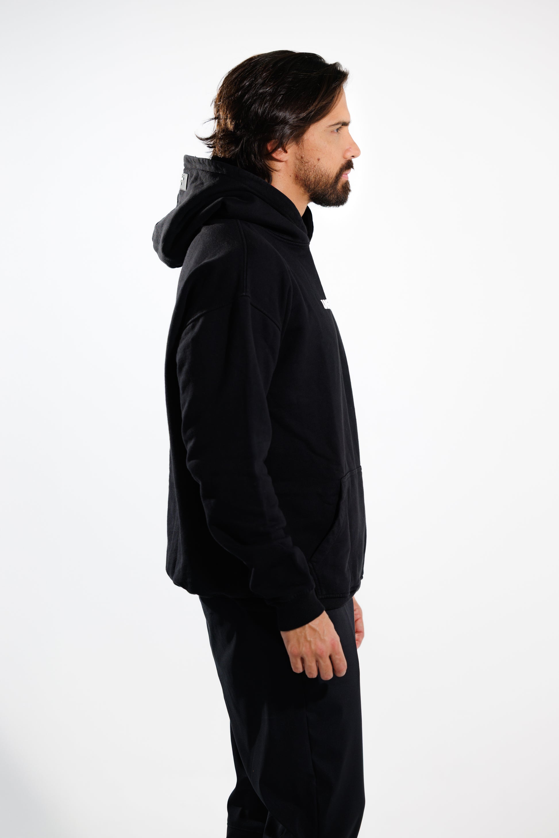 Hoodie 375 gramos Classic: 100% Algodón peruano - lateral detalle