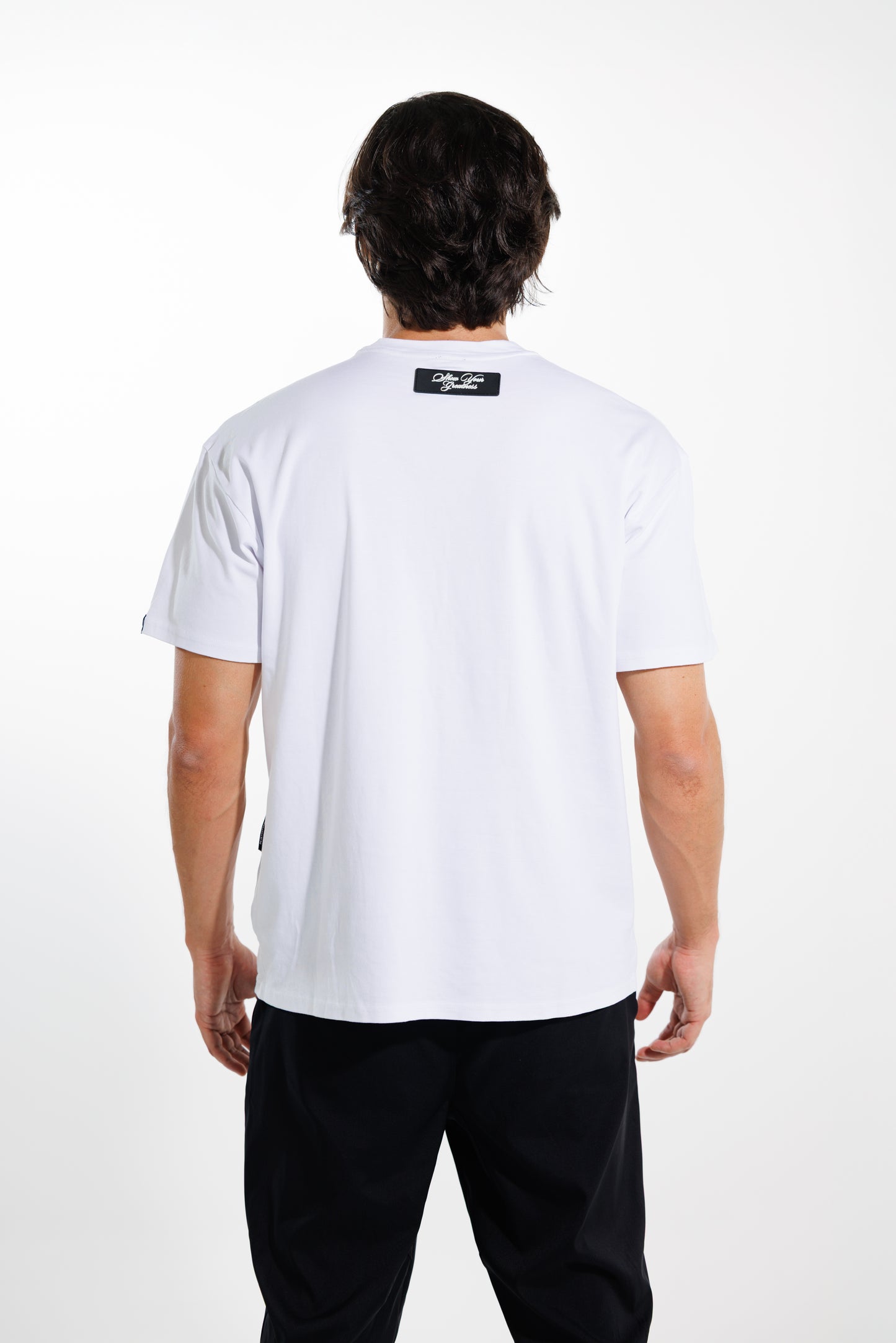 Camiseta Classic 190 gramos Semi-Oversize: Más que un básico - White