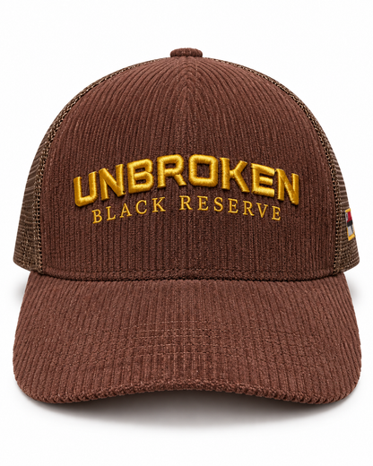 Black Reserve Cap de Unbroken - vista lateral