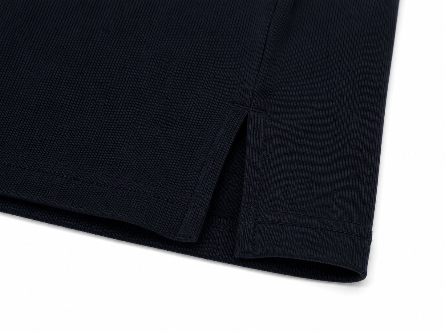 ESSENTIAL — RIBBED COTTON T-SHIRT - BLACK